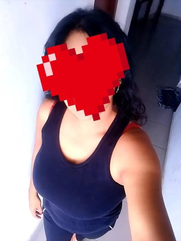 HOT & SLIM NEW LADY FULL SERVICE IN MATARA Rs 6000/-(without room/ රෑමි නැතුව)