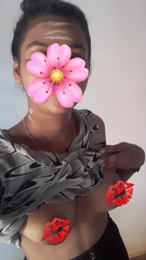 Geniuen white skin girl