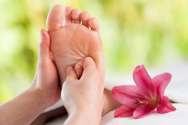 female Professional therapist and reception vacancy available
